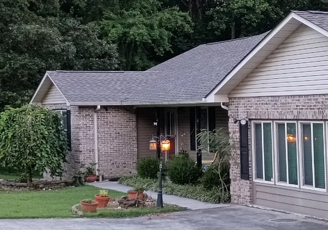 2nd image of 500 Golf Shores Dr, Winchester, TN 37398 | MLS# 2963154