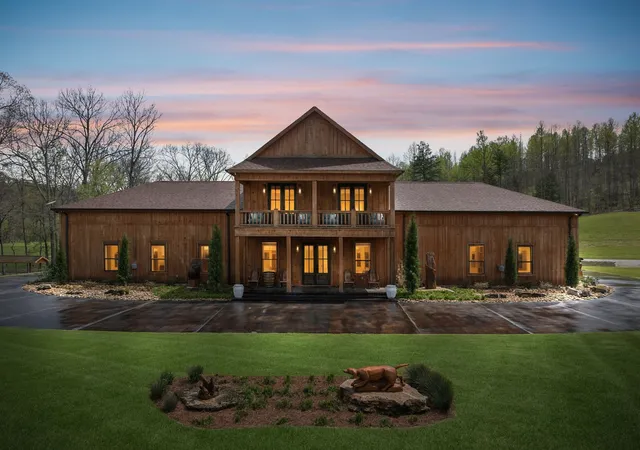 Photo 4 of Single family home for sale at 3105 Coy Hl Rd, Olivehill, TN 38475 | MLS# 2971998 | Listing updated on 2026-09-29