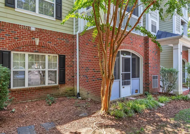 2nd image of 4848 Bevendean Dr #6, Nashville, TN 37211 | MLS# 2963379