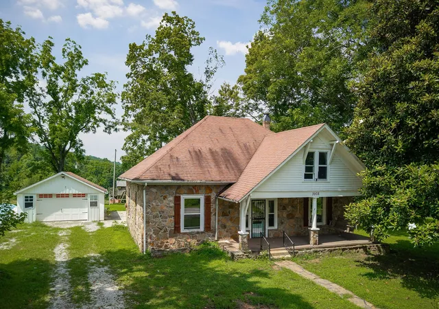 2nd image of 3908 Lost Creek Rd, Sparta, TN 38583 | MLS# 2963784