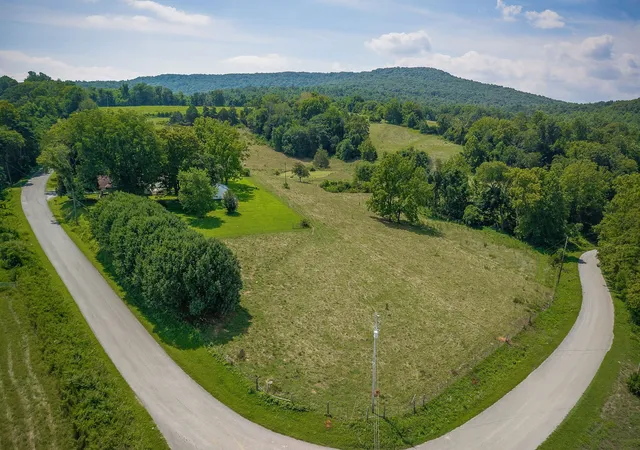21st image of 3908 Lost Creek Rd, Sparta, TN 38583 | MLS# 2963784