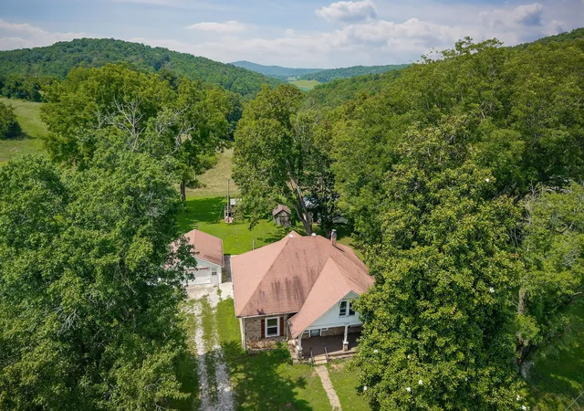 5th image of 3908 Lost Creek Rd, Sparta, TN 38583 | MLS# 2963784