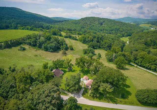 1st image of 3908 Lost Creek Rd, Sparta, TN 38583 | MLS# 2963784