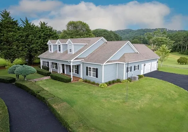 Photo 3 of Sale Pending at 124 Northside Dr, Copperhill, TN 37317 | MLS# 3338208 | Listing updated on 2026-08-13