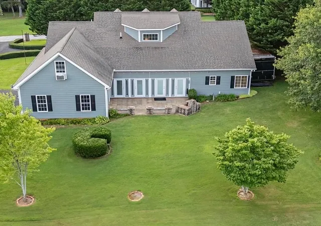 Photo 3 of Sale Pending at 124 Northside Dr, Copperhill, TN 37317 | MLS# 3338208 | Listing updated on 2026-08-13