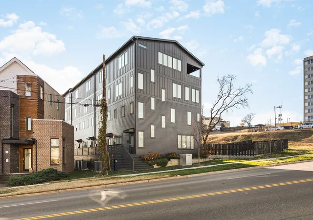 2nd image of 1033 Wedgewood Ave, Nashville, TN 37203 | MLS# 2963722