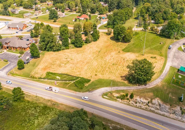 Photo 3 of Land for sale at 5270 New Hwy 31e, Westmoreland, TN 37186 | MLS# 2963856 | Listing updated on 2026-02-23