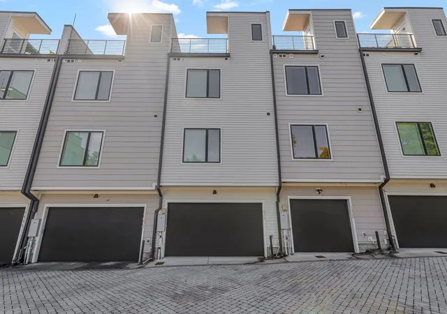 37th image of 1432 12th Ave S, Nashville, TN 37203 | MLS# 2970025