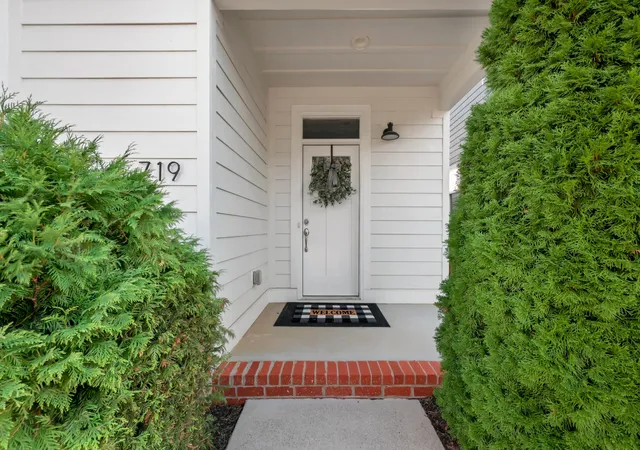 3rd image of 719 Centre Street, Pleasant View, TN 37146 | MLS# 2987609