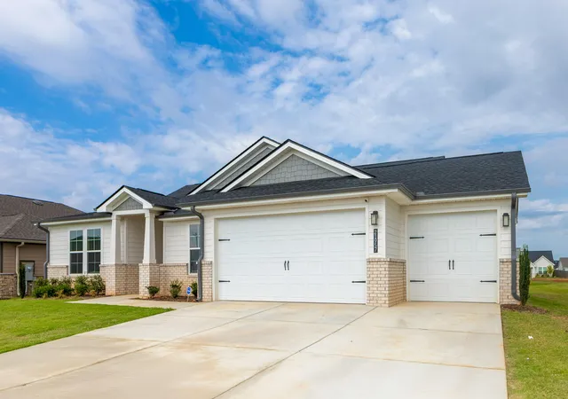 Photo 4 of Single family home for sale at 21957 Huntington Pike, Athens, AL 35613 | MLS# 2967631 | Listing updated on 2025-08-31