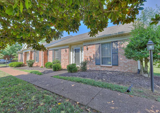 2nd image of 1135 E Northfield Blvd, Murfreesboro, TN 37130 | MLS# 2967812