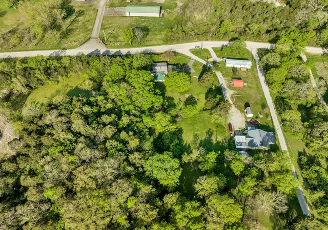 Homes for sale in Columbia, TN | 1810 Monsanto Rd, Columbia, TN 38401 | MLS# 3156336
