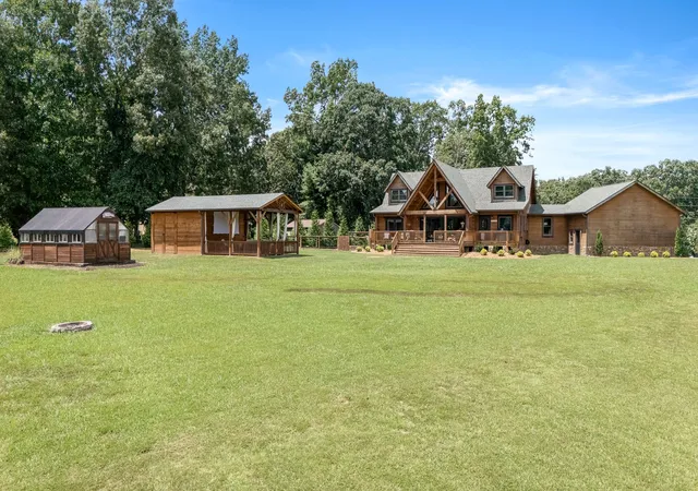 3rd image of 530 Parkway Road, Tullahoma, TN 37388 | MLS# 2969739