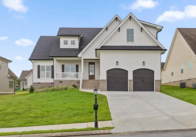 1st image of 162 Bending Oak Dr, Chickamauga, GA 30707 | MLS# 3508196