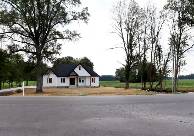 2nd image of 6748 Woodbury Hwy, Manchester, TN 37355 | MLS# 2970844