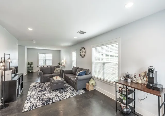 2nd image of 1719b Nubell St, Nashville, TN 37208 | MLS# 2969346