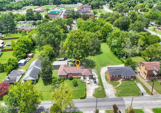 2nd image of 2105 Mcbrien Rd, Chattanooga, TN 37412 | MLS# 2969671