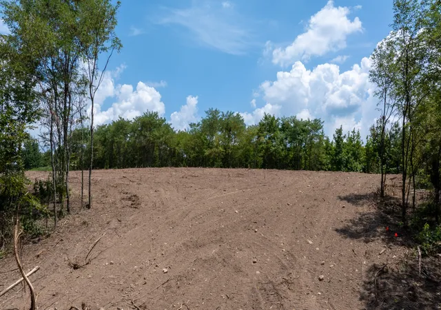 2nd image of 555 New Era Bluff Rd, Linden, TN 37096 | MLS# 2969830