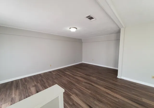 Photo 3 of Single family home for sale at 5169 Braden Dr, Memphis, TN 38127 | MLS# 2971063 | Listing updated on 2025-09-25
