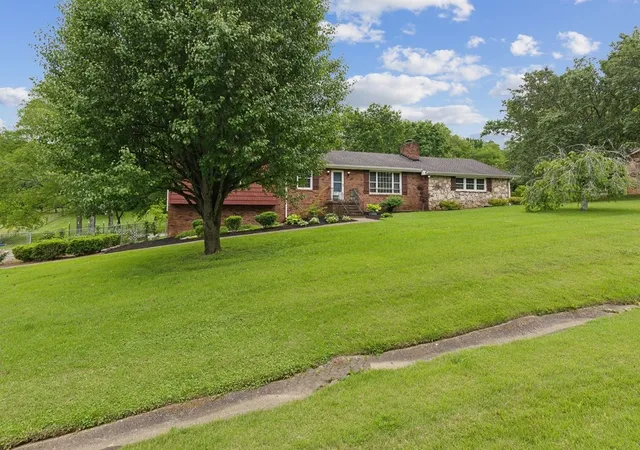 4th image of 2049 Graceland Dr, Goodlettsville, TN 37072 | MLS# 2970988