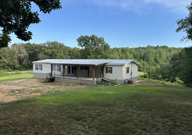 4th image of 104 Limo View Ln, Hohenwald, TN 38462 | MLS# 2972120