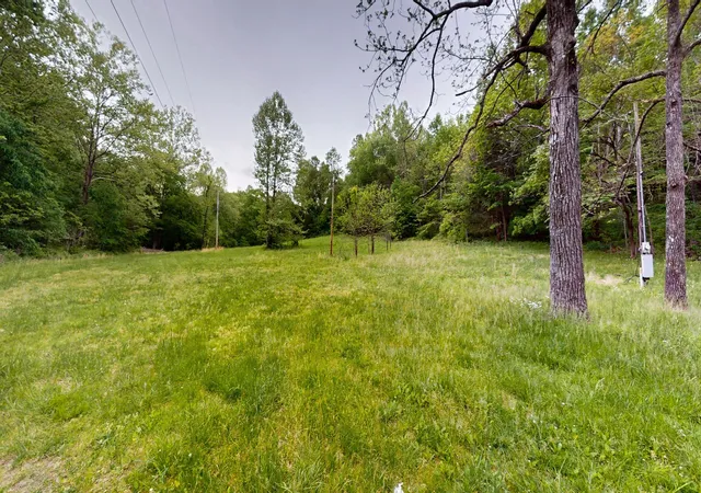 Photo 2 of House for sale at 2100 Highway 13, Erin, TN 37061 | MLS# 2971478 | Listing updated on 2025-08-11
