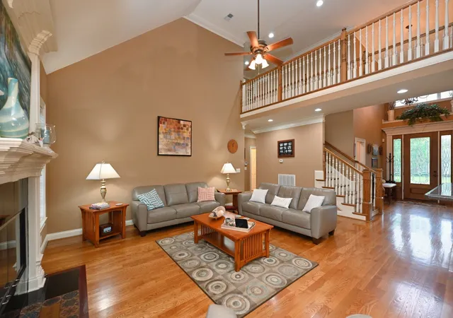Homes for sale in Hendersonville, TN | 1043 Dorset Dr, Hendersonville, TN 37075 | MLS# 2982178