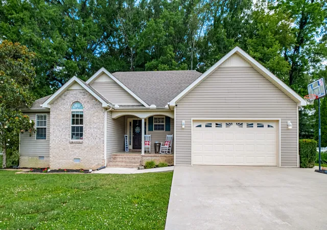 2nd image of 120 Woodridge Dr, Tullahoma, TN 37388 | MLS# 2974310