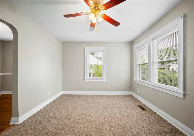 Photo 2 of Single family home for sale at 2135 Thomas Ave, Columbia, TN 38401 | MLS# 2971756 | Listing updated on 2025-10-16
