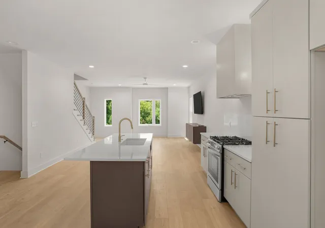 3rd image of 1293 Jones Ave, Nashville, TN 37207 | MLS# 2972767