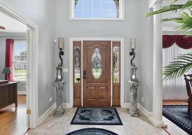 Photo 3 of Single family home for sale at 422 Heritage Cir, Manchester, TN 37355 | MLS# 2976019 | Listing updated on 2026-07-14