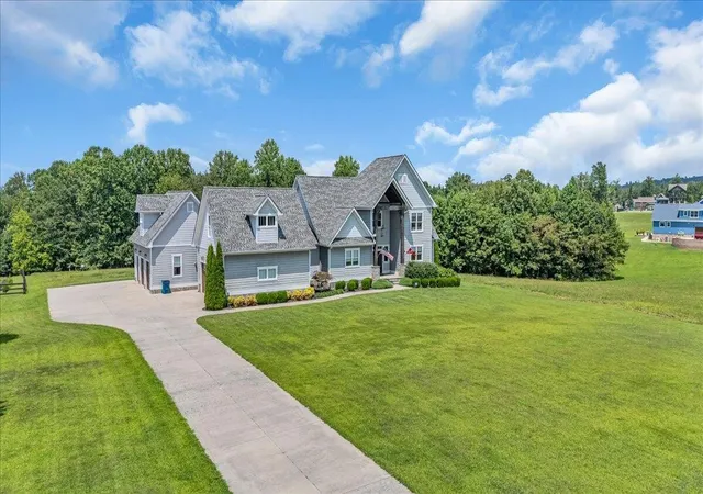 2nd image of 1945 Jasper Highlands Boulevard, Jasper, TN 37347 | MLS# 2972111