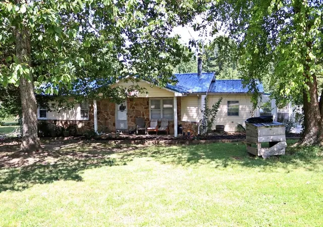 1st image of 171 Brushwood Dr, Sparta, TN 38583 | MLS# 2974678