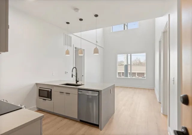 4th image of 1090 Haysboro Ave, Nashville, TN 37216