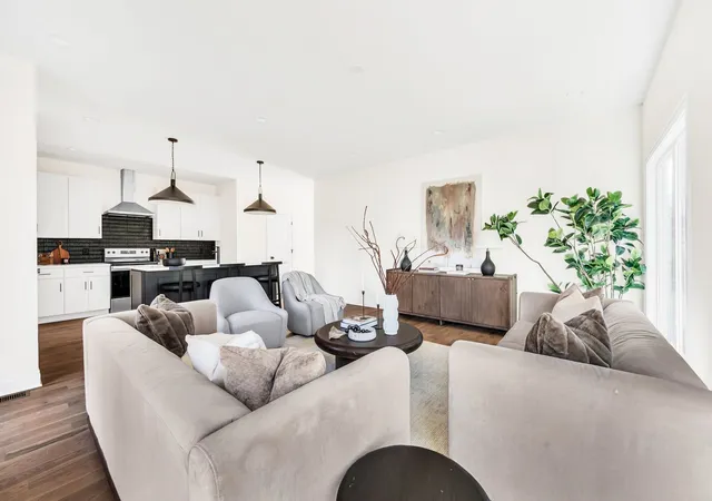 2nd image of 4b Belle Forrest Ave, Nashville, TN 37206 | MLS# 2973976