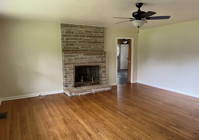 Homes for sale in Carthage, TN | 319 Hull Ave, Carthage, TN 37030 | MLS# 2974663
