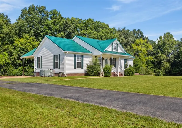 4th image of 535 Darbytown Rd, Hohenwald, TN 38462 | MLS# 2974762