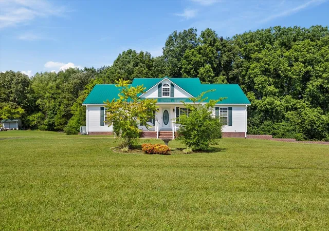 1st image of 535 Darbytown Rd, Hohenwald, TN 38462 | MLS# 2974762