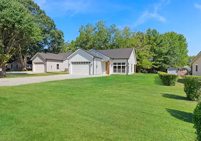 4th image of 309 W Linden Ave, Hohenwald, TN 38462 | MLS# 2980946