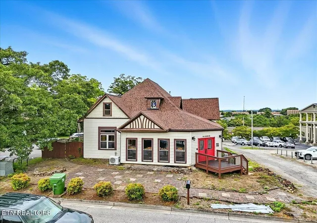 3rd image of 321 High St, Maryville, TN 37804 | MLS# 3051407