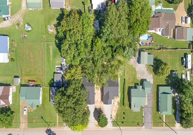 34th image of 311 W Linden Ave, Hohenwald, TN 38462 | MLS# 2980947