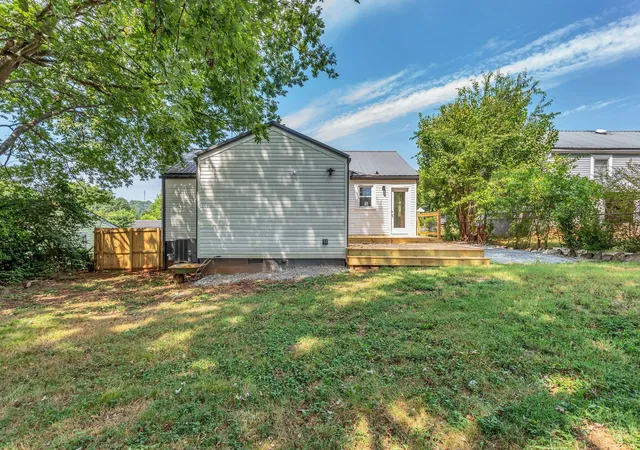 Photo 30 of Single family home for sale at 1923 Overton Dr, Columbia, TN 38401 | MLS# 2976008 | Listing updated on 2025-11-24