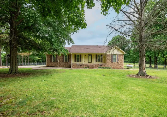 Homes for sale in Lewisburg, TN | 1684 Springplace Rd, Lewisburg, TN 37091 | MLS# 2995203
