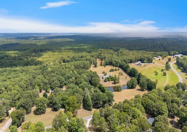 1st image of 2820 Skyview Dr, Centerville, TN 37033 | MLS# 2974621