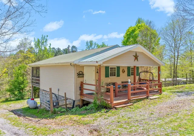 Photo 4 of Single family home for sale at 461 Leatherwood Lake Rd, Stewart, TN 37175 | MLS# 3000430 | Listing updated on 2025-09-22