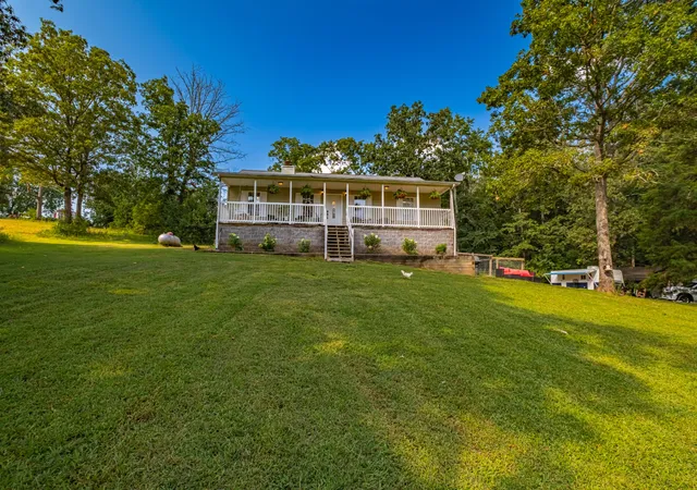 Photo 1 of Single family home for sale at 1450 Pleasant Hill Rd, Mc Minnville, TN 37110 | MLS# 2974970 | Listing updated on 2026-01-16