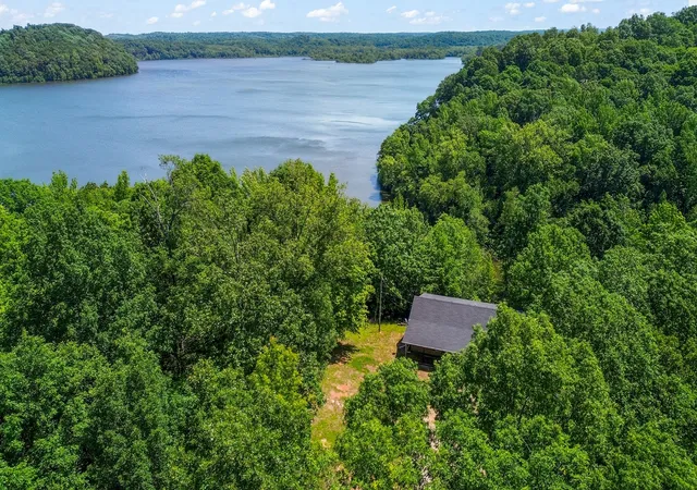 Photo 1 of Single family home for sale at 24 Charlsie Ln, Stewart, TN 37175 | MLS# 2975291 | Listing updated on 2025-09-09