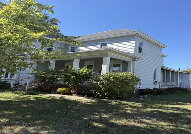 Homes for sale in Mayfield, KY | 527 7th St S, Mayfield, KY 42066 | MLS# 2976137