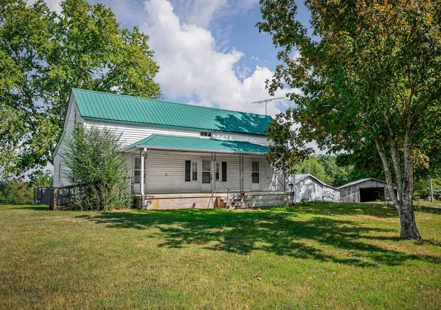 2nd image of 247 Wade Rd, Sparta, TN 38583 | MLS# 2978362