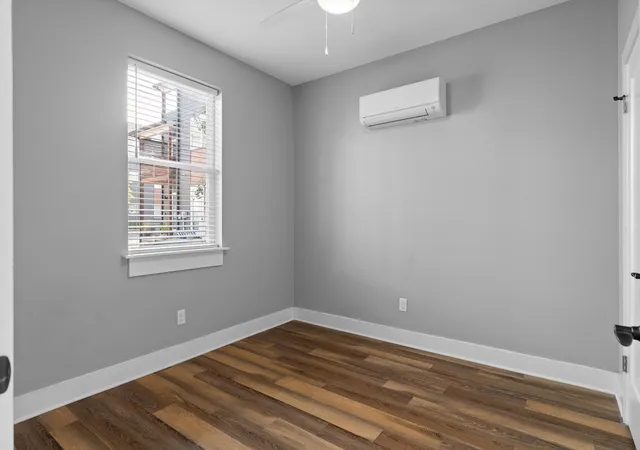 Photo 3 of Townhouse for sale at 1450 Stockyard Pl #36, Chattanooga, TN 37408 | MLS# 2978844 | Listing updated on 2025-09-22